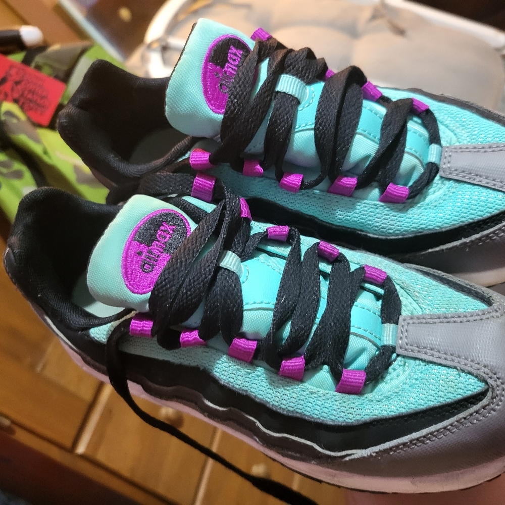 Airmax size 2y